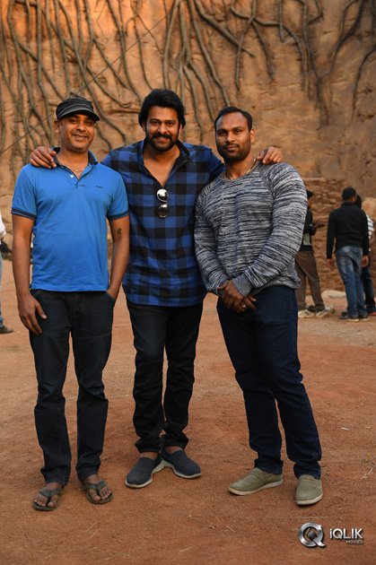 Baahubali-2-Pumpkin-Breaking-Function